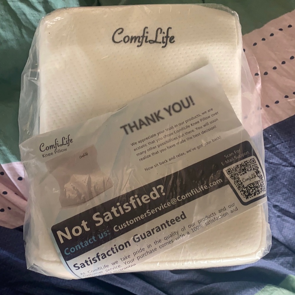 NIB Comfi Life memory foam knee pillow